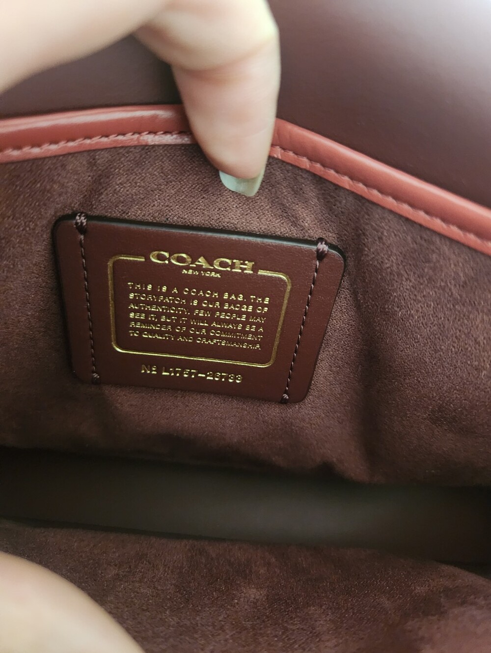 New COACH Shoulder Bag with Floral Turn-Lock - Picture 7 of 8